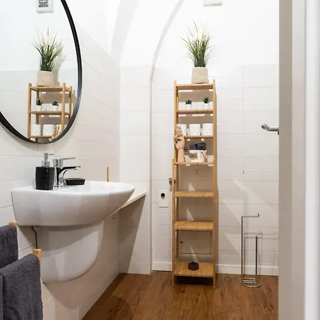 House Visconti Μπάρι